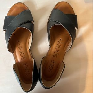Sole Society Black Crisscross Open-Toe Flats